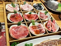 -青瓦炭韩潮烤肉(花园道店)
