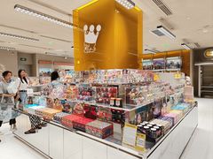 -泡泡玛特POPMART(蓝色港湾店)