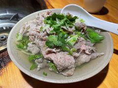 -大众跷脚牛肉馆·非遗传承单位(峨眉山店)