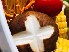 养生拼盘-探窝·竹笙椰子鸡(杨箕店)