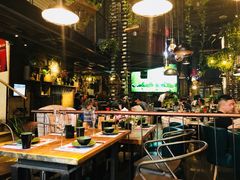 -胡桃里乐队酒馆(鎏嘉码头店)