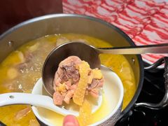 -鲜入唯煮·港式海鲜牛肉火锅(金宝街店)
