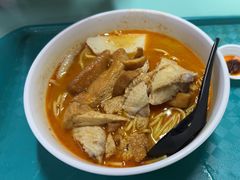 -亚王咖喱鸡米粉面