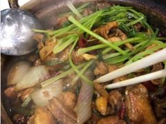 -渝君重庆火锅(嘉宾路店)