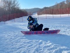 -亚布力新体委滑雪场