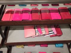 -BURBERRY(上海港汇恒隆广场店)