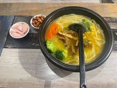 猪软骨米线-滇越乘象云南餐厅(豆各庄店)