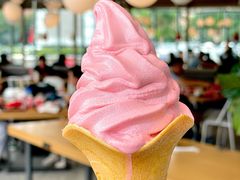 奶呼呼红苹果冰淇淋花筒-肯德基(巴沟店)