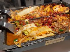 -江边城外烤全鱼(世茂广场店)