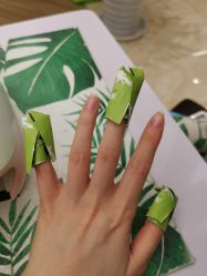 -手牵手美甲