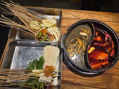 -郑记·古法黑砂锅串串(龙泉店)