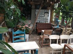 露天位-懒鱼时光馆(沙坪坝店)
