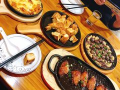 -老东镇啤酒屋海鲜加工·蒸汽海鲜·海鲜烧烤(台东店)