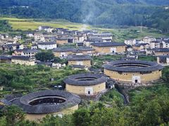 -初溪土楼群