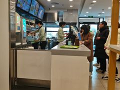 -老乡鸡(亳州路天庆大厦店)