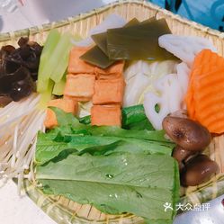 鱼酷人均_酷酷的女生头像动漫