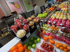 -每日新鲜水果吧(芮欧百货店)