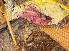 纽约鲁本酱牛肉三明治-KATCHUP