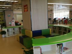 -杭州滨江区图书馆科技分馆