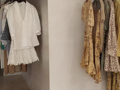 -sandro(港汇恒隆广场店)