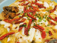 -姚姚酸菜鱼·金戈戈香港豉油鸡(喜荟城联名店)