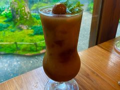 -Chom Cafe and Restaurant