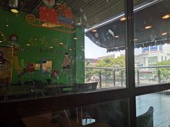 靠窗位-麦当劳(宜兴人民路店)