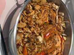 -黄记煌三汁焖锅(新佳丽江汉路店)