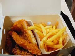 -麦当劳(卫星广场店)