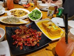 -隔壁老王·家常云南菜(花巷店)