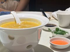 蟹粉鱼翅-成隆行·蟹王府(九江路店)