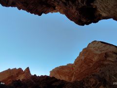 -天山神秘大峡谷