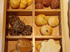 -八府香鸭·啫啫煲(华山路店)