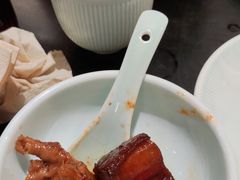 尘香红烧肉-在莲野·湖北民间菜·头牌松滋鸡(光谷步行街店)