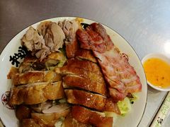 烧鹅拼叉烧饭-吾家香港烧腊专门店