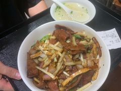 -寻裕记·现炒浇头面(人民广场店)