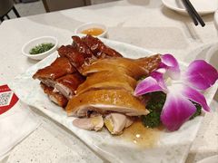 -香港新发烧腊茶餐厅(水围店)