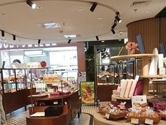 -CARINO BAKERY&CAFE(人广来福士店)