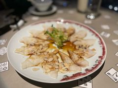 薄切鲜鱼片-穹六人间 people 6(岳阳路店)