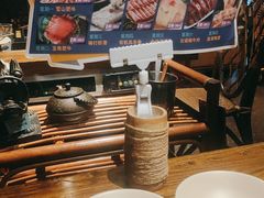 -老牌坊云南鱼豆花火锅(哈西万达店)