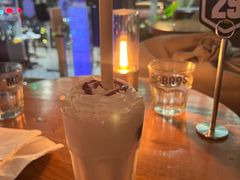草莓奶昔-Moka Bros 摩卡站(嘉华店)