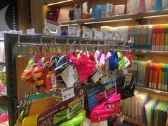 -百新书局(尚悦湾店)