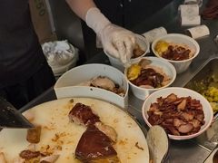 -明姨仔潮汕美食·碳炉猪脚·汕尾牛腩饭·起片鸡煲(起义路店)