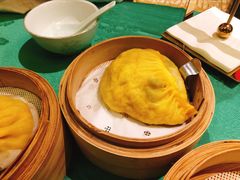 鱼翅灌汤饺-誉八仙粤菜(万象天地店)