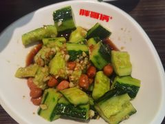 京城拍黄瓜-胖哥俩肉蟹煲(湖滨银泰in77店)