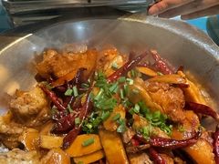 -昱龙大盆牛蛙馆(三兴街总店)