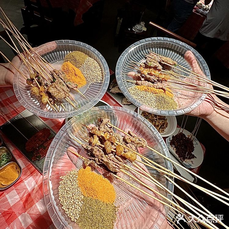 老表诚不欺我！广州最好吃的深夜食堂
