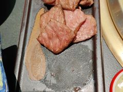 -铭牛烧肉·和牛海鲜自助(高新月牙湖店)