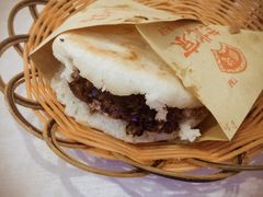 -生活本该如此北京小馆(周庄嘉园店)