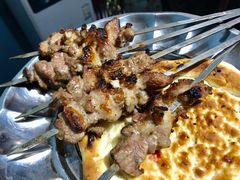 -烤肉小伙烤肉店
